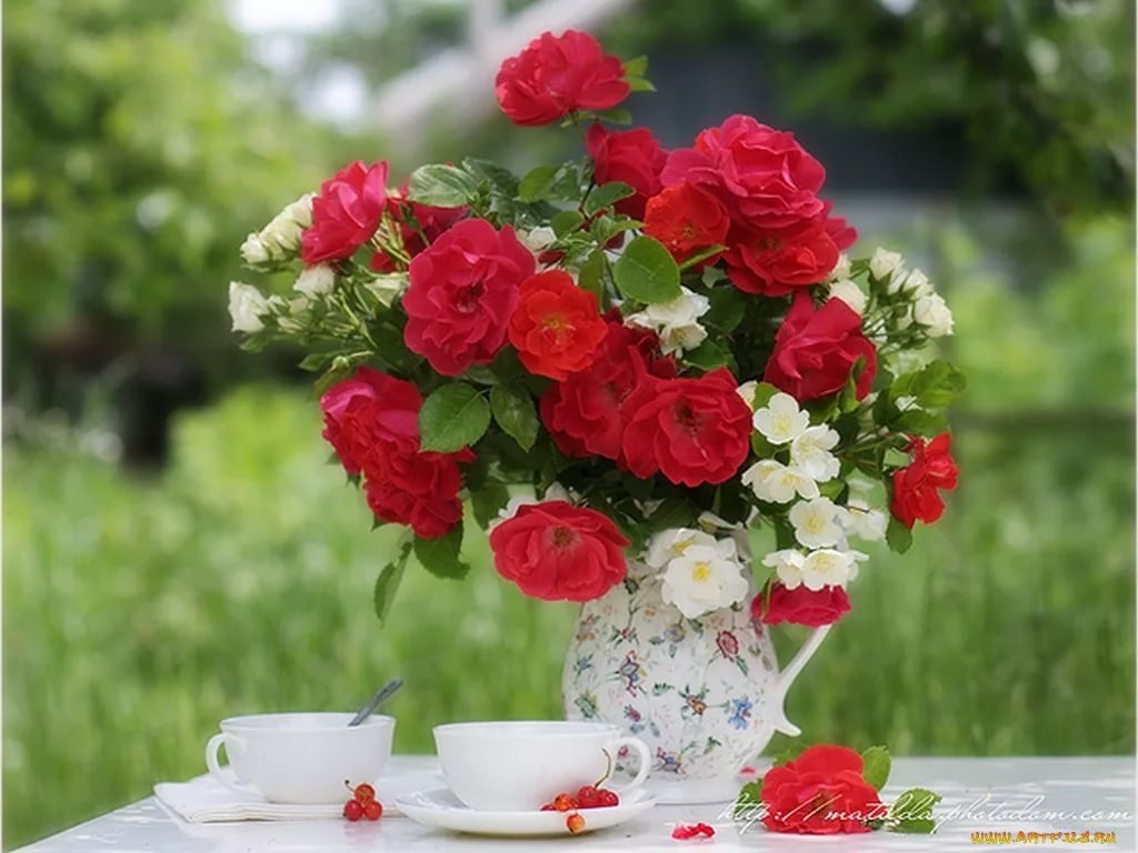 Открытка букет цветов доброе утро