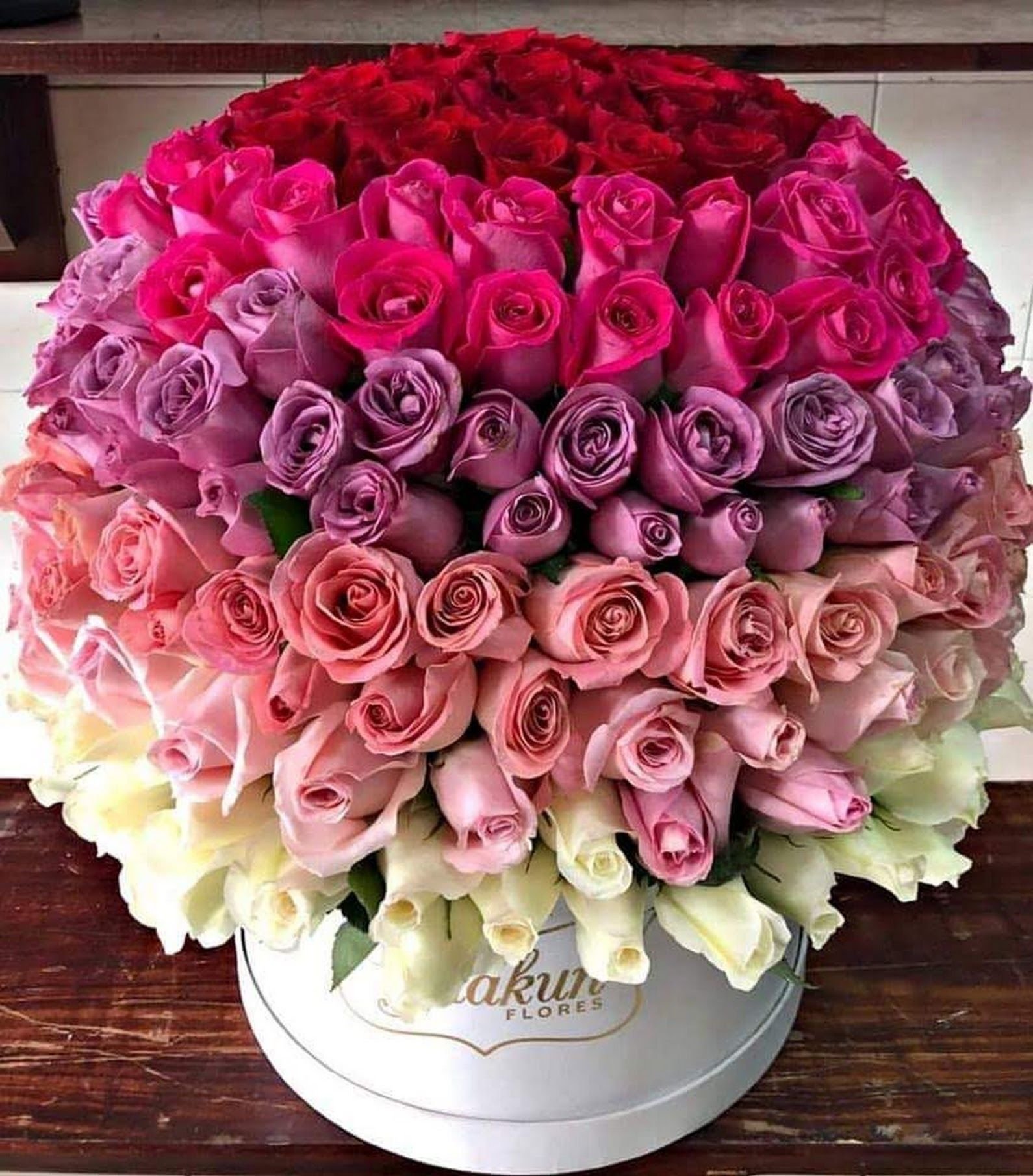 Красивые цветы розы с днем рождения