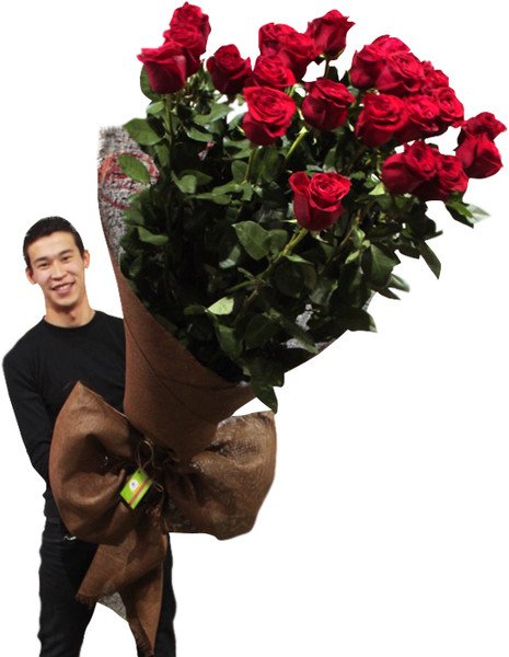 Букет цветов в мужских руках