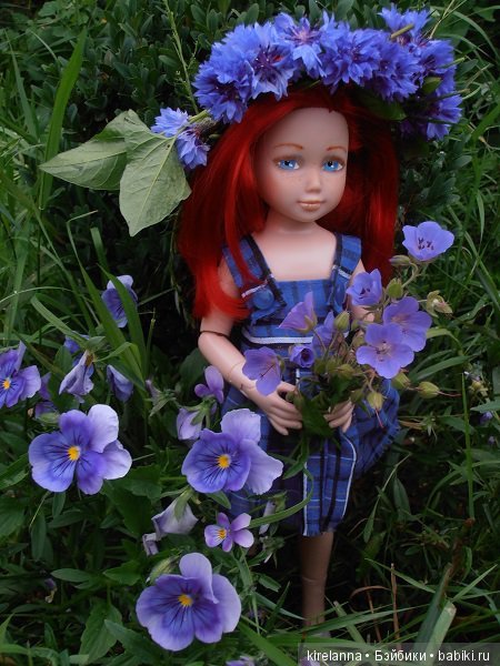 Кукла цветок