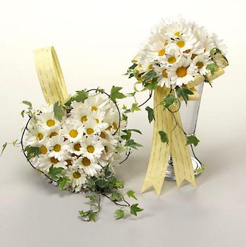 Цветы на 8 марта в вазе