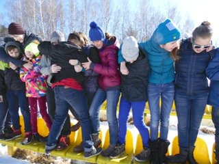 Детский рисунок ура каникулы