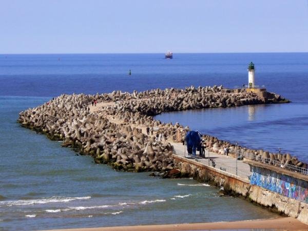 Бун Волнорез