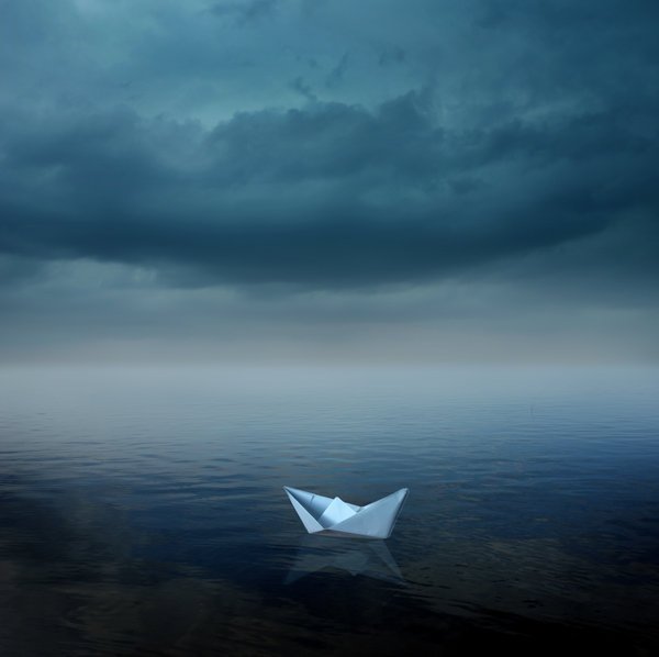 Кораблик в море