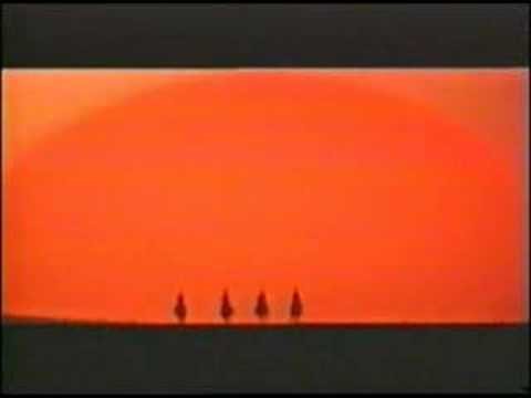 Фотография неуловимых Мстителей в закате прямоугольной формы