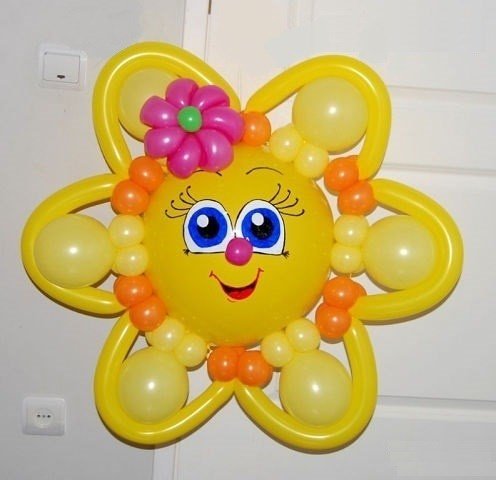 Солнышко из шариков