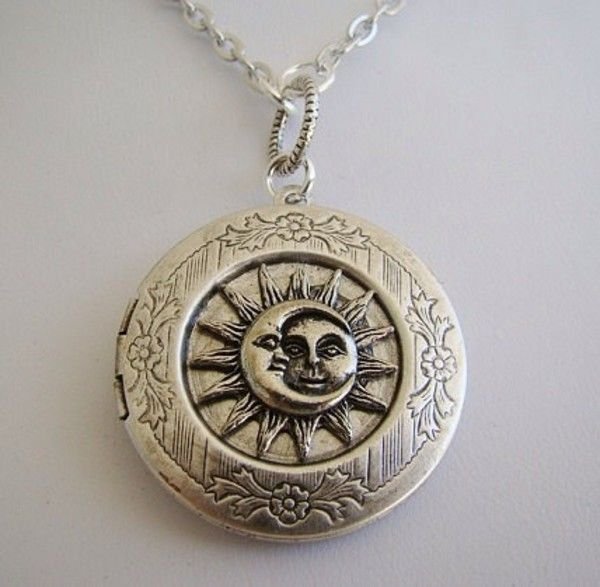 Амулет солнце и Луна