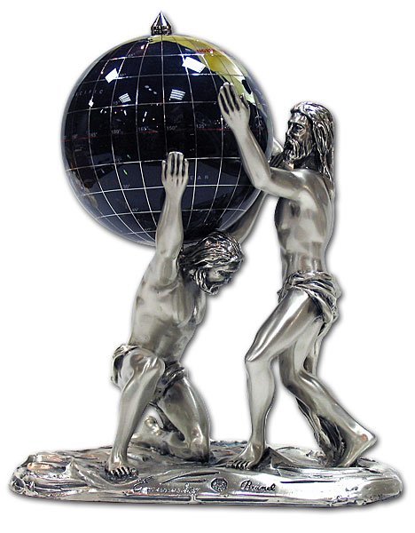 Яблоки Гесперид Геракл держит Небесный свод