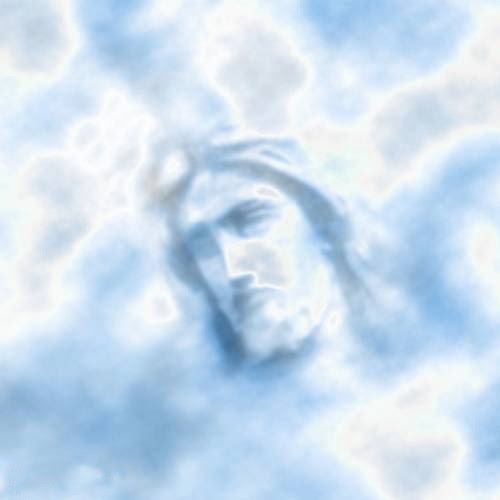 Лик Иисуса Христа в небе