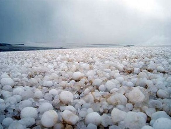 Град падает с неба