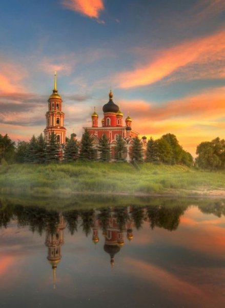 Церковь у реки Архангельск