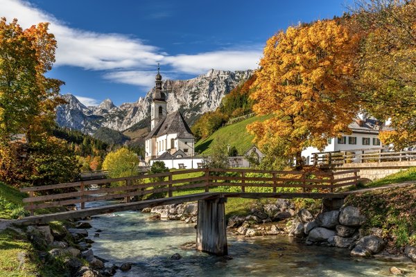 Берхтесгаден, Бавария, Германия осенью