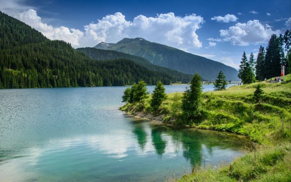 Озеро Морейн в Канаде