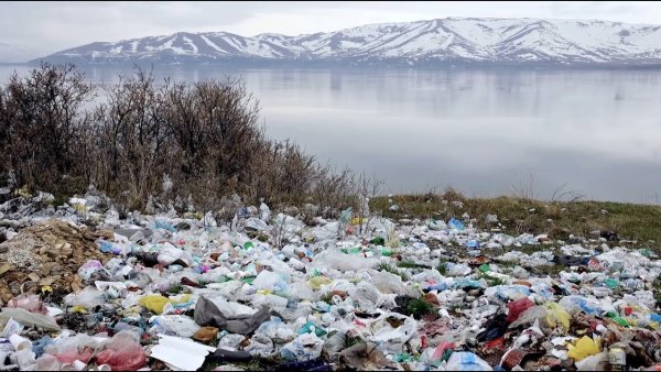 Загрязненная вода