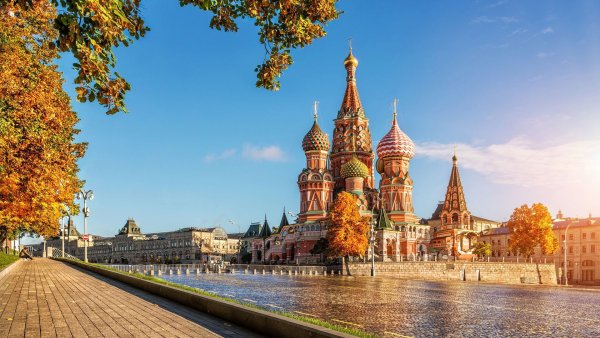 Собор Василия Блаженного осенью