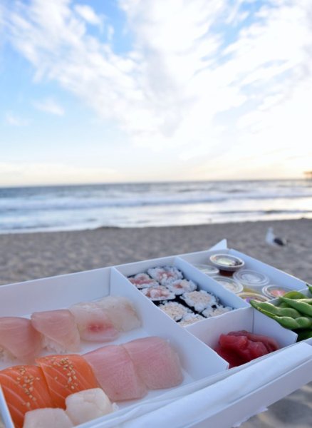 Роллы на природе