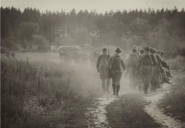 Противоположность мир и война