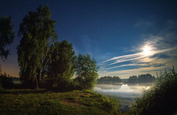 Фантастические лунные пейзажи