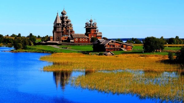 Якутия река синяя Синские столбы
