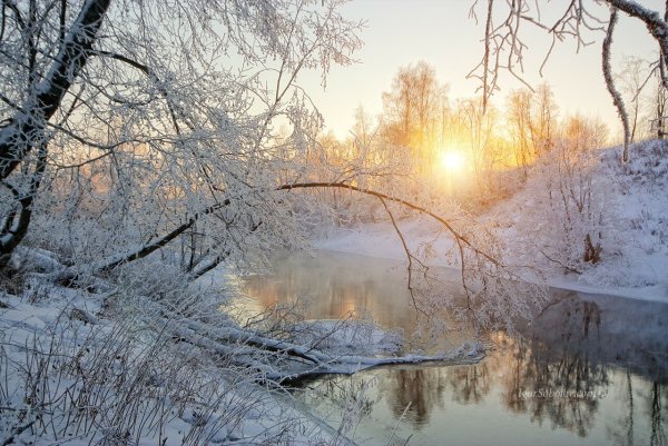 Зима река солнце