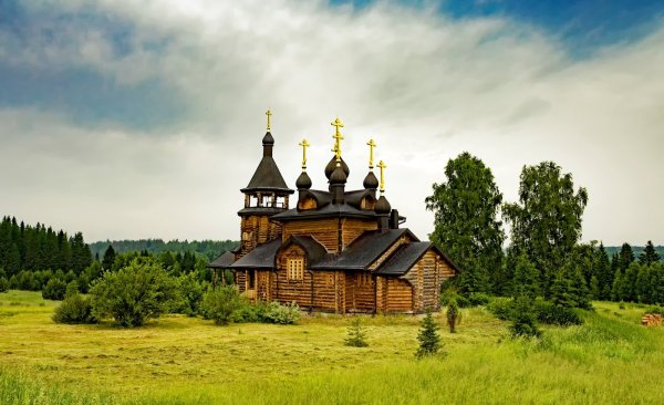 Храм сибирских святых Верхотурье