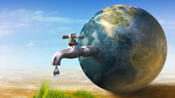 Чистая природная вода