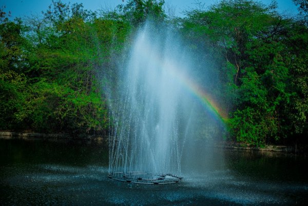 Удивительная красота воды водопад