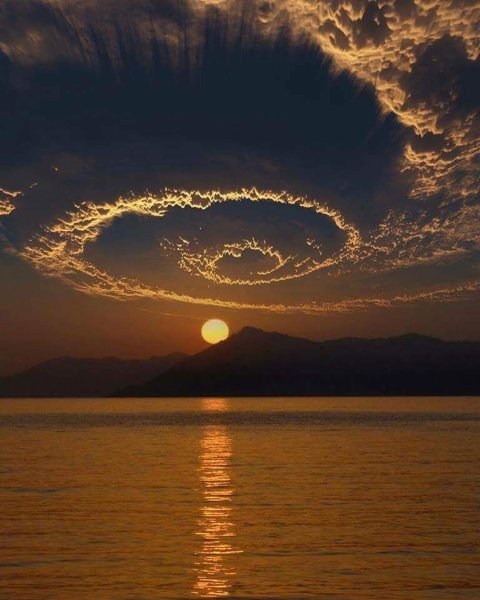 Закат на море