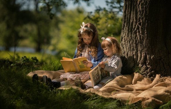 Книга для девочек