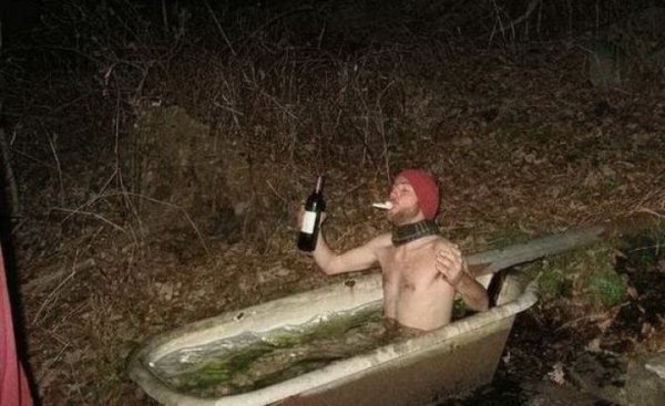 Пьяный корпоратив на природе