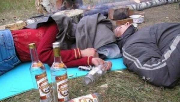 Поход прикол