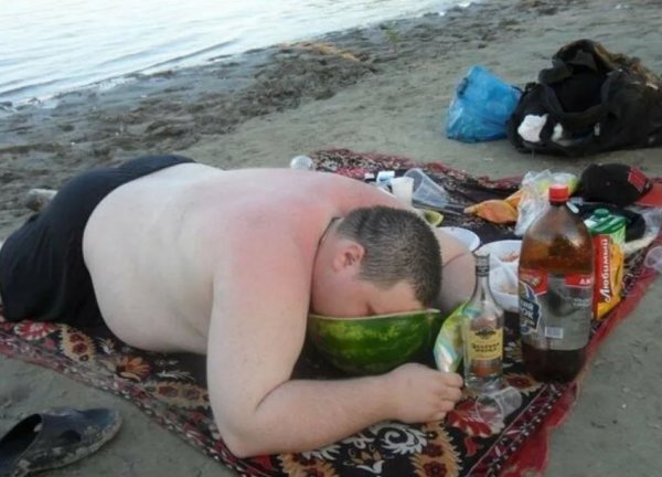 Корпоративная пьянка на природе