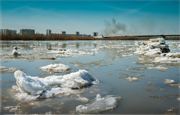 Весна ледоход на реке