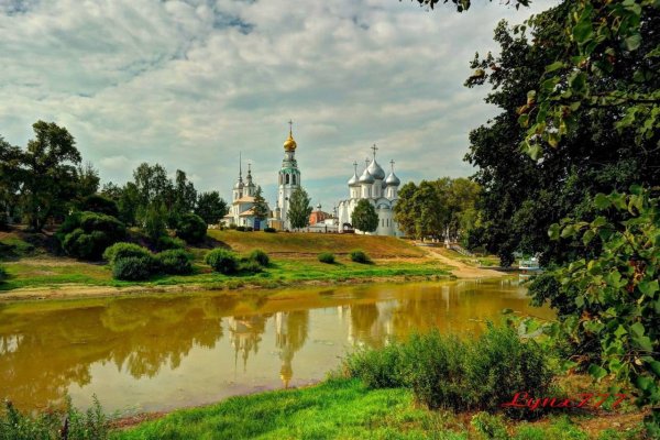 Вологодский Кремль и река Вологда