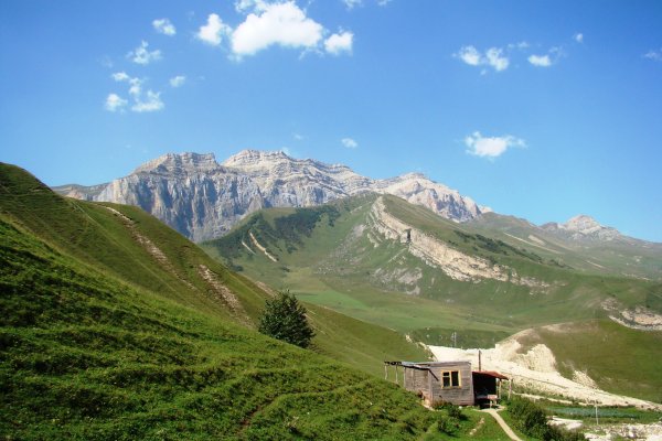 Гора Шахдаг в Азербайджане