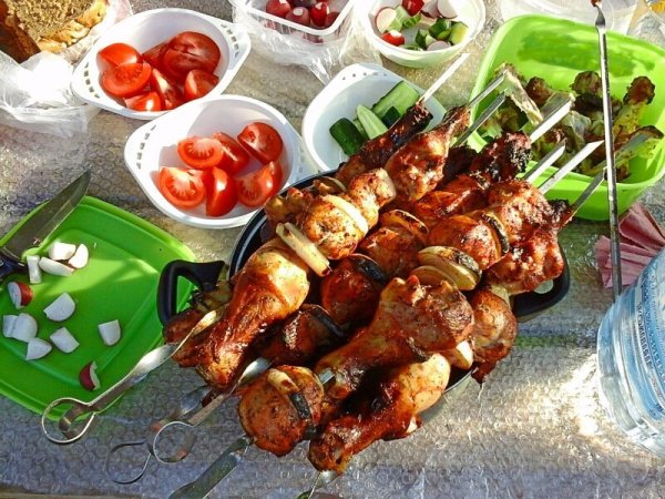 Шашлыки на природе летом