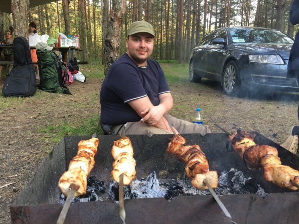 Шашлыки на природе компания