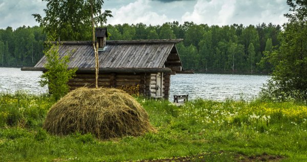 Лето река