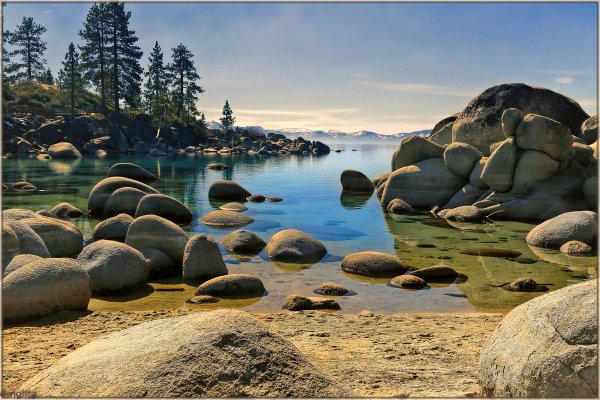 Капли воды на Камне