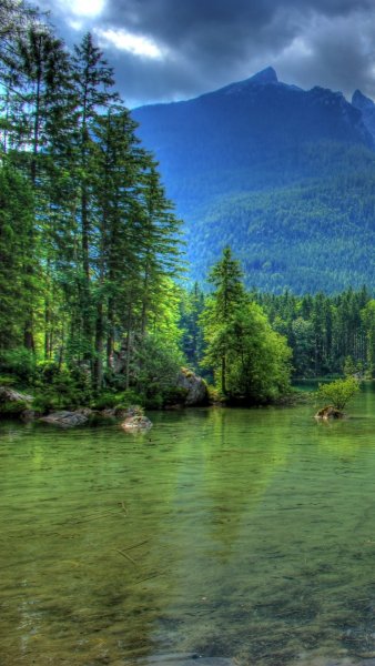 Озеро Морейн панорама