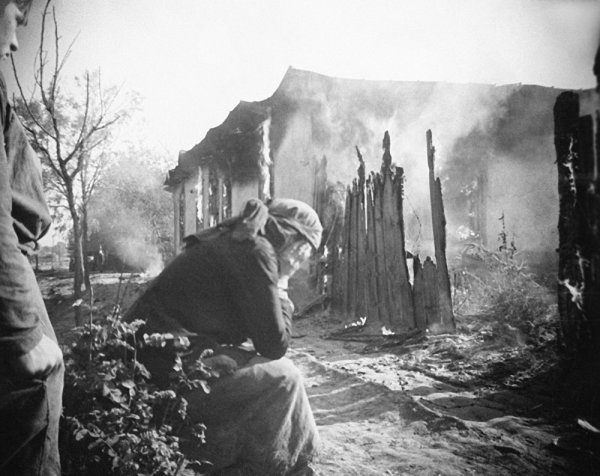 Начало войны 1941 сожжённые города сёла