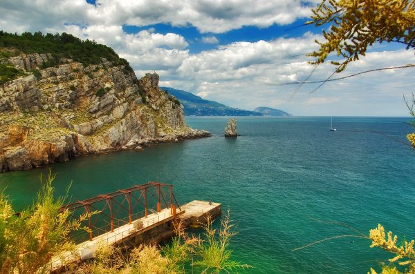 More Yalta Гурзуф