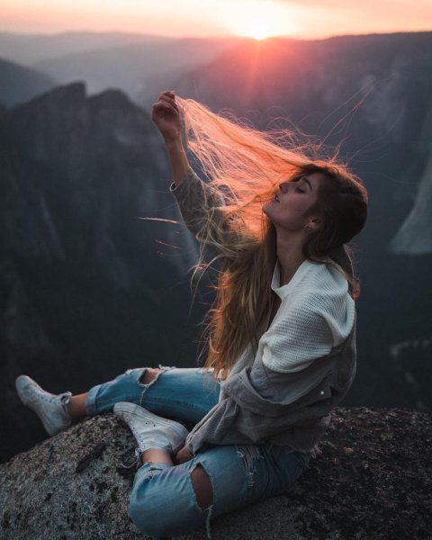 Креативная фотосессия в траве