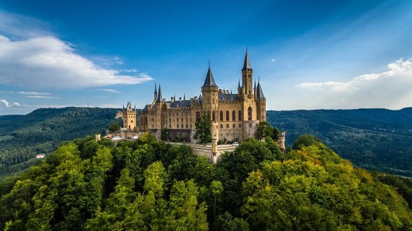 Замок Нойшванштайн Бавария Германия