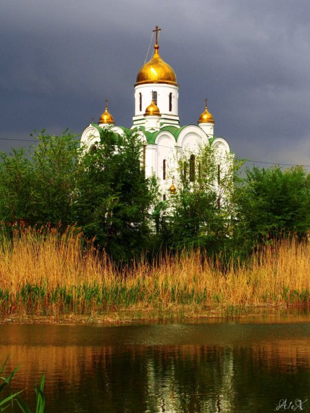 Православный храм природа