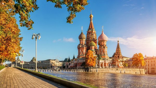 Собор Василия Блаженного осенью