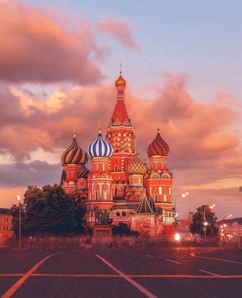 Храм Василия Блаженного Москва закат