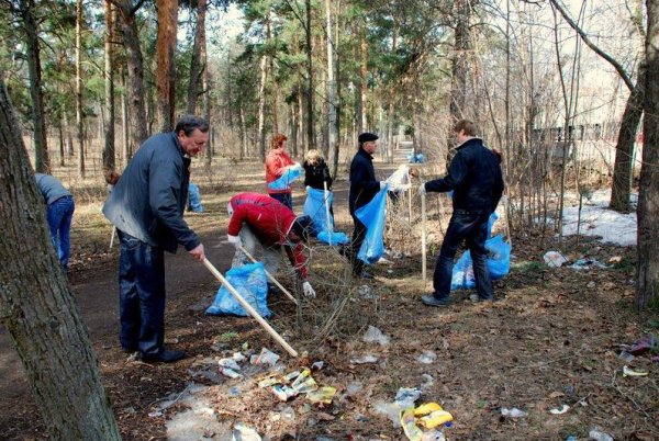Уборка территории от мусора