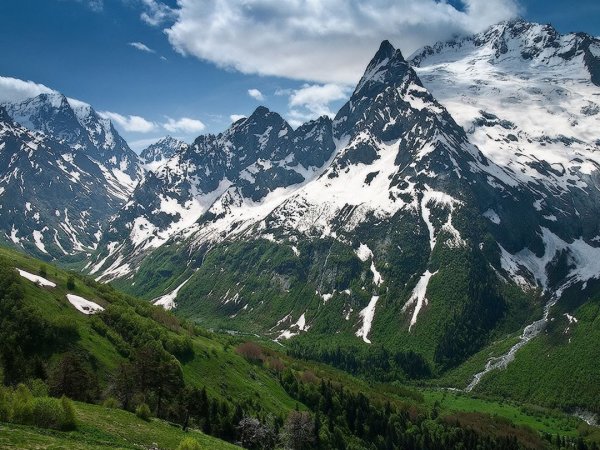 Домбай Республика Карачаево-Черкесия