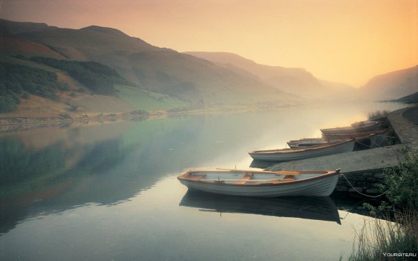 Море камни закат
